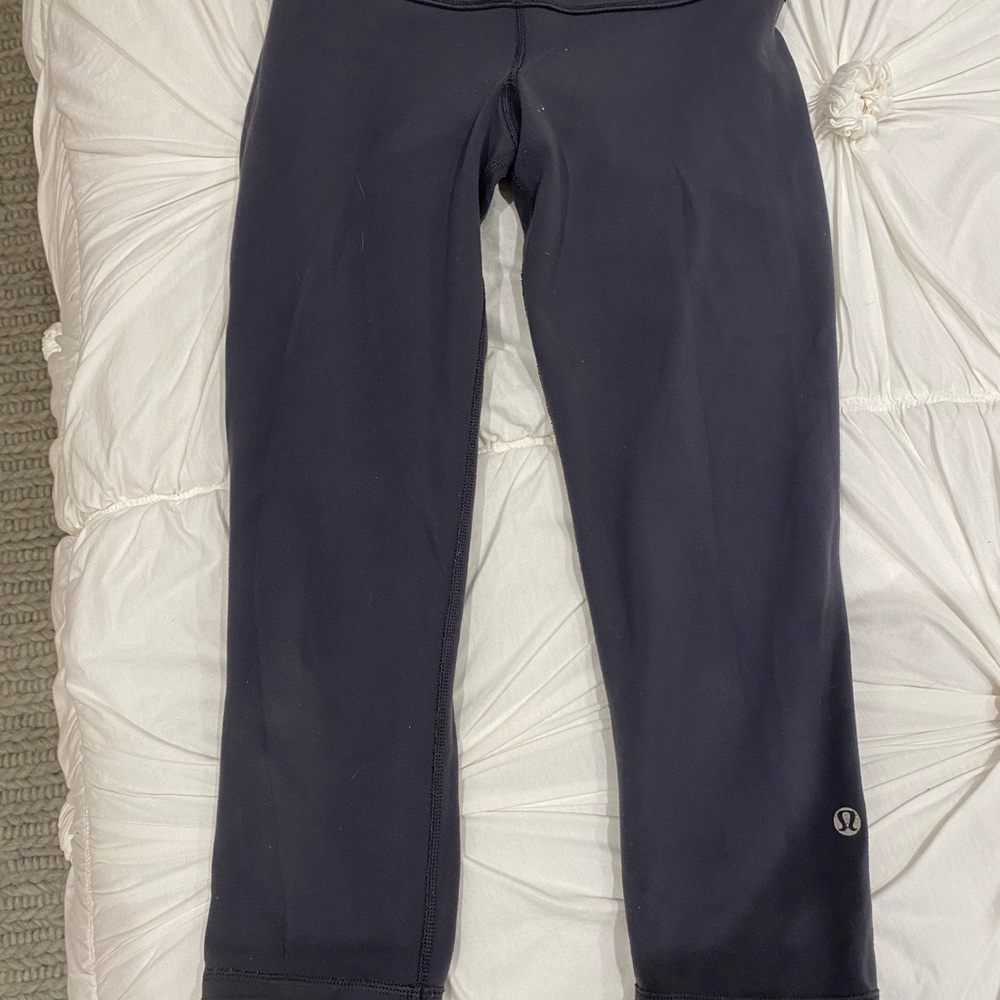 Lululemon reversible Capri pants